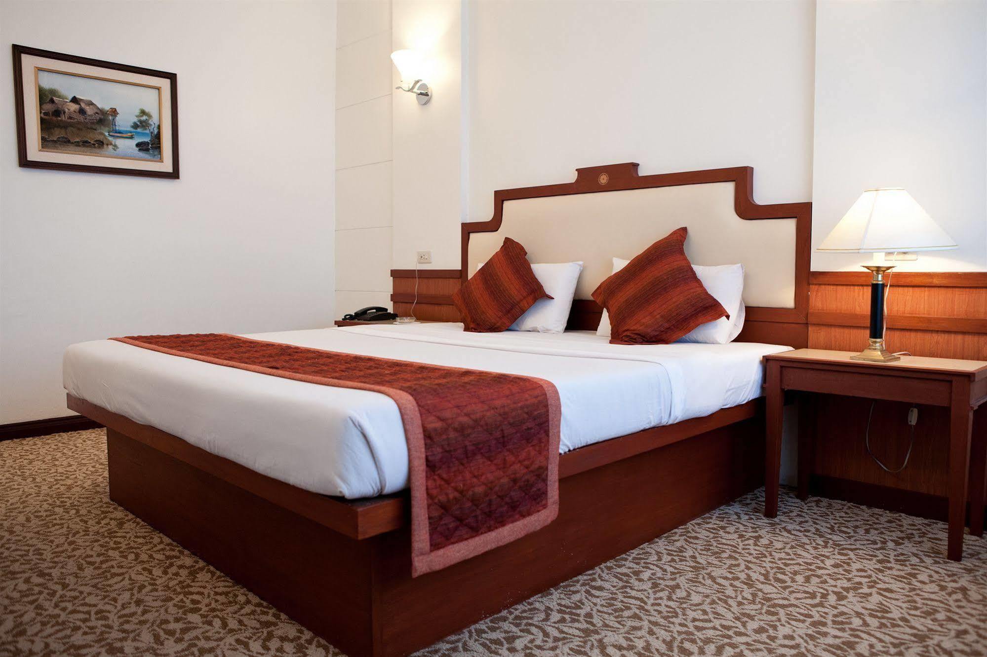 Tanyong Hotel Narathiwat Exterior foto